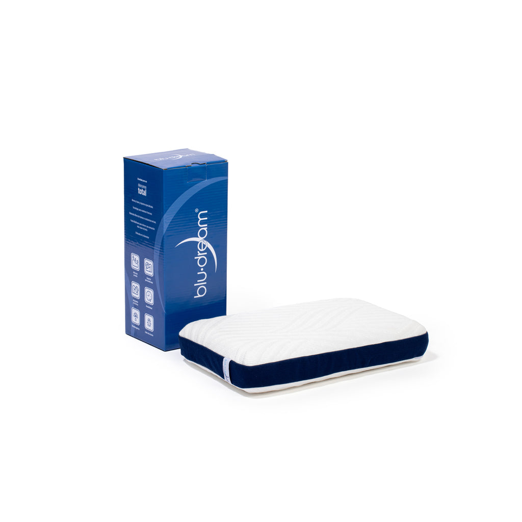 Nuestro tamaño Travel Friendly. La Almohada BluDream Personal contiene memory foam, soporte firme y tecnología Fresh+ para dormir fresco donde sea, para viaje o uso diario.